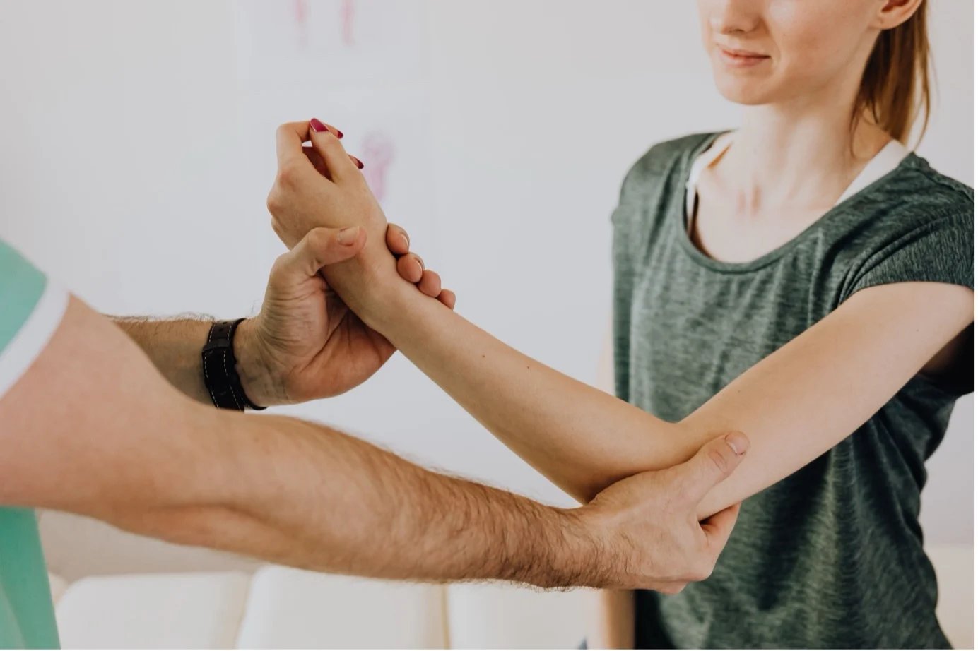 Osteopath vs Physiotherapist vs Chiropractor: What’s the Difference?